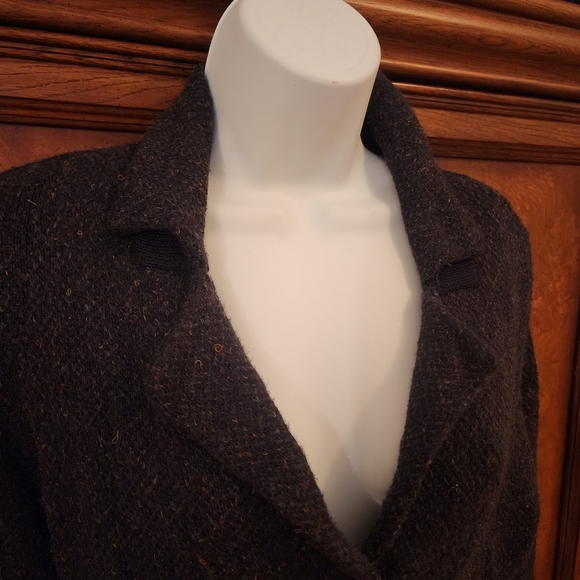 Curio Sweater - Picture 3 of 7